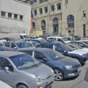 التراويح… خشوع الداخل وارتباك الخارج